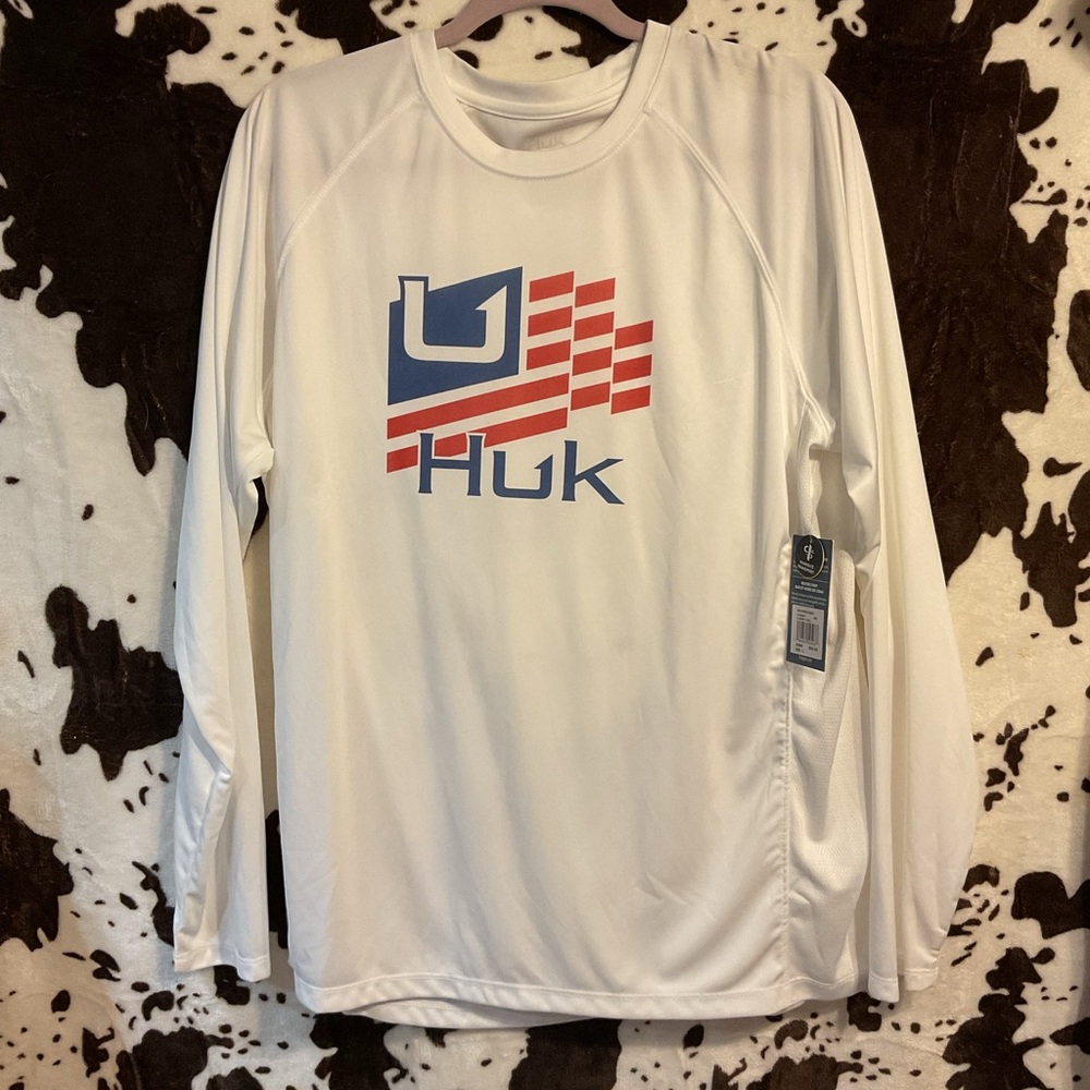 Huk White Shirt with Graphic Logo